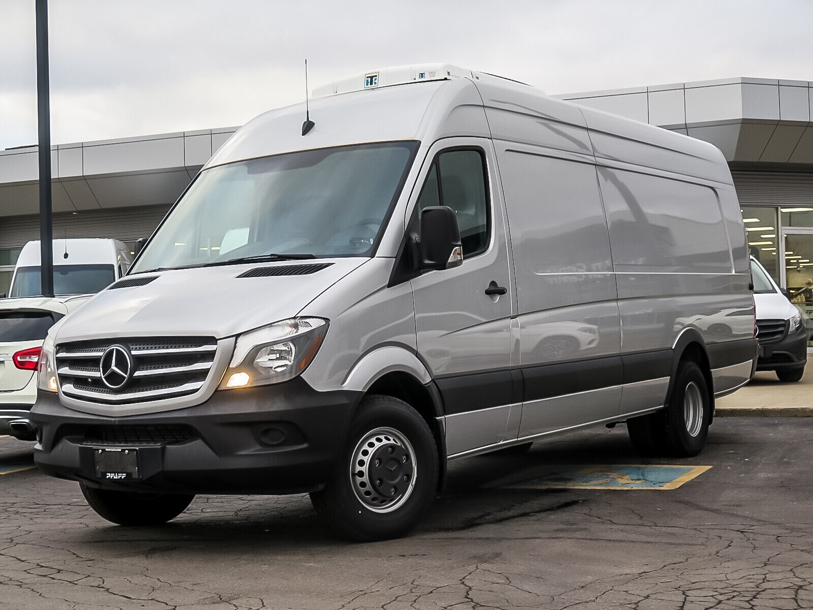 Pre-Owned 2017 Mercedes-Benz Sprinter 3500 Cargo Sprinter V6 3500 Cargo ...